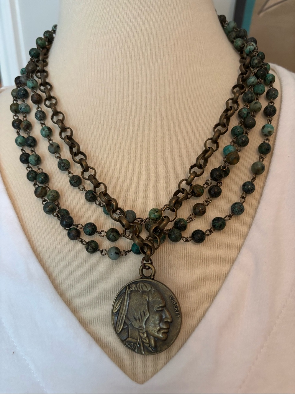 Layering necklace with African turquoise and reversible Indian head coin - Picture 4 of 6